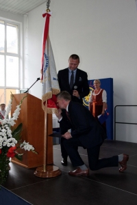 Zdjęcia na których Pan Marek Michalak odczytał zgodę Międzynarodowej Kapituły Orderu Uśmiechu